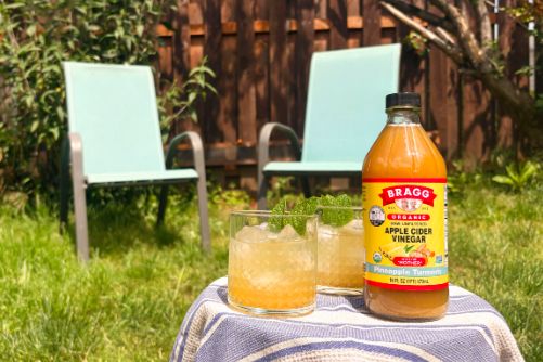 Sipping Smarter: Delicious Vinegar-Turmeric Drink Fortifies Against Alzheimer’s
